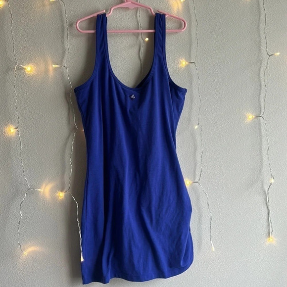 Prana Longline Cinched Tank Top w/ Built-in Bra​​​​​​​​ - Picture 4 of 5